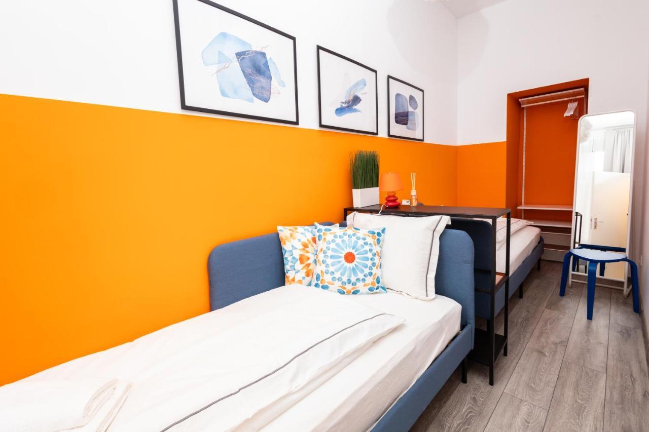 Danube Family Deluxe Retreat Wenen